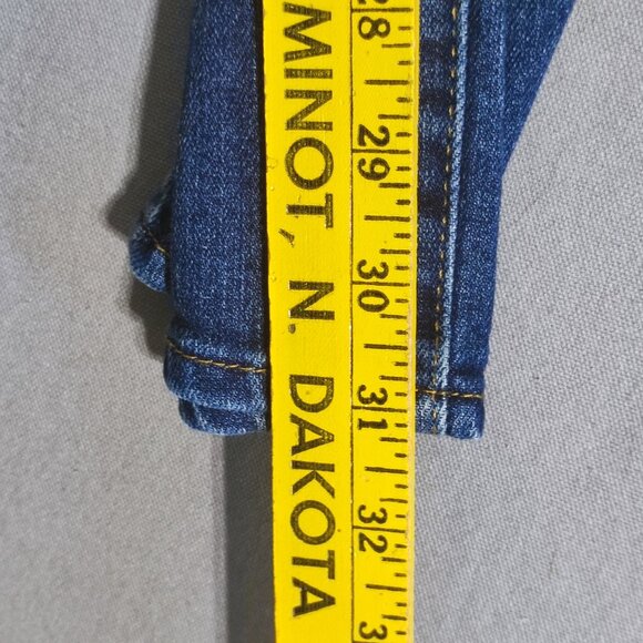 Signature by Levi Strauss jeans women's size 18M denim blue colour straight leg - Picture 14 of 16